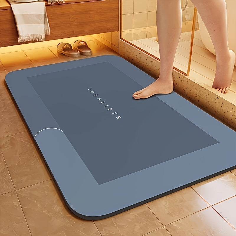 Ultra Absorbent Non-Slip Bathroom Mat with Clover Design